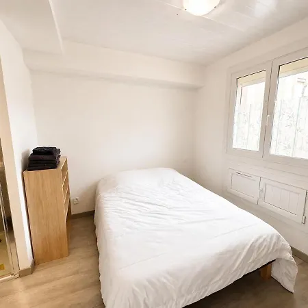 Benjamin - Bel Avec Petit Balcon Vue Laterale Apartamento *
